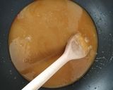 Foto del paso 3 de la receta: Torta invertida de peras🍐y manzanas🍎 😋