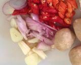 Foto langkah ke 2 dari resep Tumis baby corn bakso.