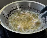 Foto langkah ke 2 dari resep Ayam Goreng Saus Mentega.