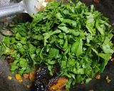 A picture of step 3 of Dal palak.