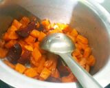 पॉवर पॅक रेड सूप (carrot beet soup recipe in marathi) रेसिपी स्टेप 2 फोटो 