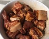 A picture of step 1 of Pork Adobo.