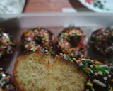 Foto langkah ke 10 dari resep Donat lembut ekonomis simple 🍩.
