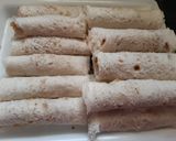 A picture of step 8 of Roll and sholl, Paneer sandwich.