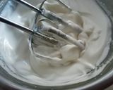 Foto del paso 3 de la receta: Macaron de menta con base de merengue italiano