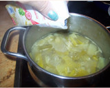 Foto del paso 3 de la receta: Vichyssoise con trucha ahumada y espárragos verdes