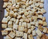 Foto langkah ke 3 dari resep Garlic Crouton.