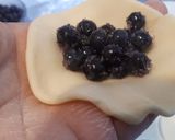 Pierogi z borówkami leśnymi krok przepisu 3 zdjęcie