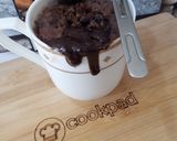 A picture of step 6 of Oreo lava mug cake.