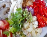 Foto langkah ke 2 dari resep Tom Yum Soup.