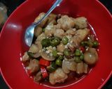 Foto langkah ke 6 dari resep Cah Kakap Kacang Polong.