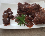 Foto del paso 4 de la receta: Conejo en salsa de chocolate y castañas