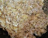 A picture of step 2 of Chicken samosa.