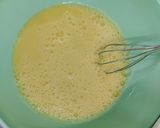 A picture of step 2 of Scallion egg.