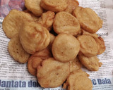 A picture of step 2 of Fluffy akara.