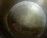 A picture of step 3 of Anda gravy.