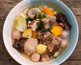 Foto langkah ke 4 dari resep Sop Tulang Sapi Kuah Bening.