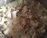 Foto del paso 4 de la receta: Salsa de pollo a la crema y verdeo
