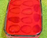 A picture of step 6 of Strawberry Delight.