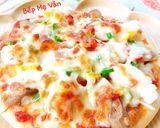 Hình bước làm 5 của món Bánh pizza mực,xúc xích,tôm,ớt chuông và hành tây