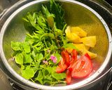 Hình bước làm 1 của món Canh Chua Chả Cá
