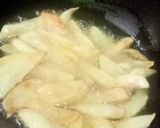 A picture of step 2 of Potatoes fry.