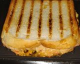 A picture of step 9 of Yummy Mayo Sandwich.