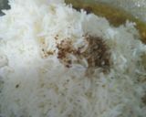 A picture of step 4 of Biranj (sweet rice).