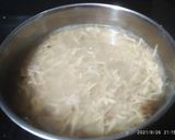 रताळ्याचा कीस (ratalyacha khees recipe in marathi) रेसिपी स्टेप 2 फोटो 