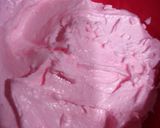 صورة لخطوة 2 من وصفة مثلجات منزلية احسن من المحلات 😘🍦🍦🍦🍦