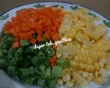 Foto langkah ke 2 dari resep Bubur Ayam Sayur Enak Bergizi.