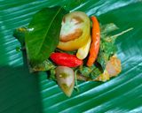Foto langkah ke 5 dari resep Pepes Ayam Kemangi.