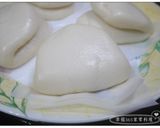 A picture of step 8 of Rice Gua Bao.