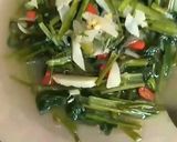 Foto langkah ke 5 dari resep Tumis kangkung.