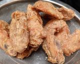 Foto langkah ke 8 dari resep Garlic Parmesan Crispy Wings.