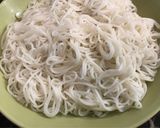 越南风味鸡丝·凉拌米粉的食譜步驟1照片