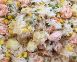 A picture of step 4 of Prawn and Pineapple Rice.