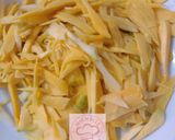 Foto langkah ke 2 dari resep Sambal Terasi Mangga Muda.