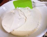 صورة لخطوة 1 من وصفة بسبوسة محشية قشطة 🍥