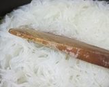 Foto langkah ke 1 dari resep Bihun Lontong Bakwan Siram Sambal (KhasBetawi).
