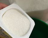 Foto del paso 4 de la receta: Bizcocho de limón 🍋 requetefácil, con las medidas de un yogur