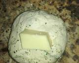 Foto del paso 7 de la receta: Panecillos preñados de queso con ajo y perejil