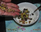 A picture of step 4 of Frozen Yogurt  ماست یخ زده.