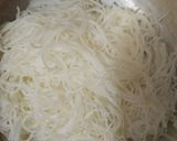 Foto langkah ke 2 dari resep Bihun bumbu iris simple.