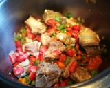 Foto del paso 7 de la receta: Guiso de patata con costillas de cerdo y judías