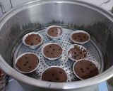 Foto langkah ke 6 dari resep Bolu Kukus Cokelat GF.