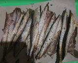 Foto langkah ke 1 dari resep Ikan Keranjang Bumbu Kuning.