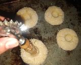 صورة لخطوة 2 من وصفة حريشات بالمربى