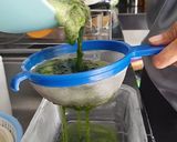 Foto langkah ke 5 dari resep Cincau Jelly Madu.