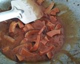 A picture of step 7 of Sukhe nariyal ki chikki.